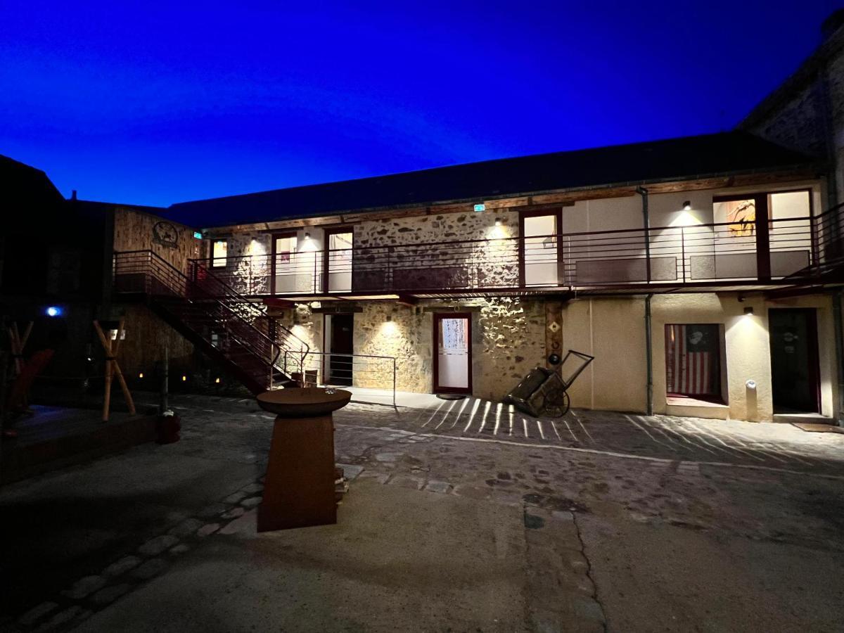 Hotel Le Ranch Brûlon Esterno foto