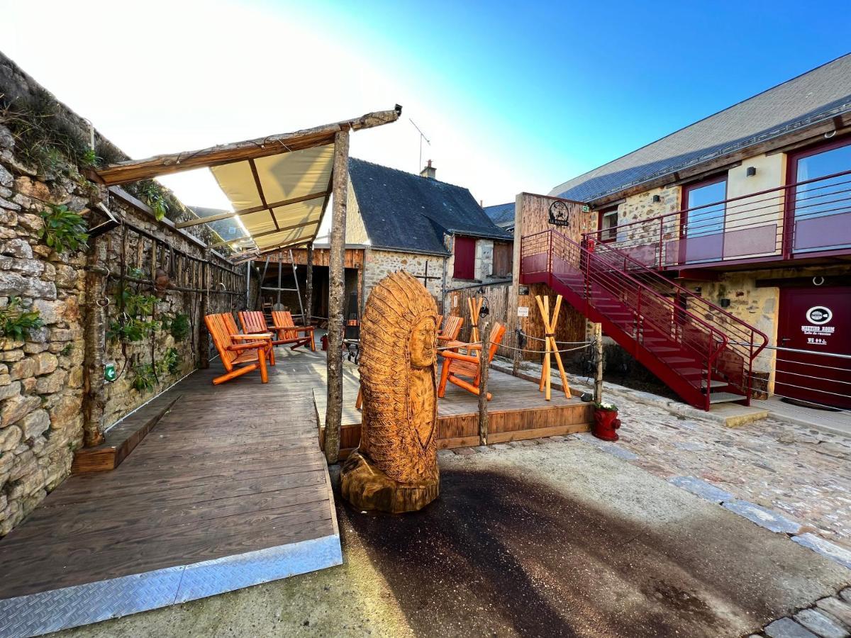 Hotel Le Ranch Brûlon Esterno foto
